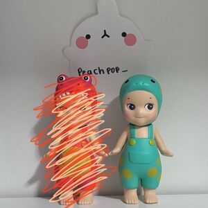 Dinosaur Sonny angel (green left only)